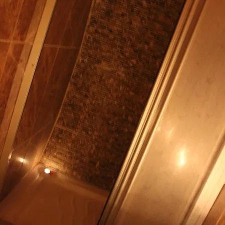 Nirvana Dream Garden Hotel *