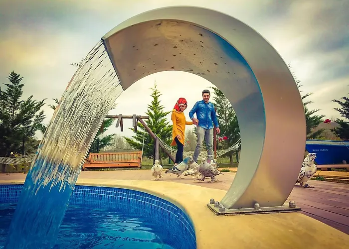 Nirvana Dream Garden Hotel *