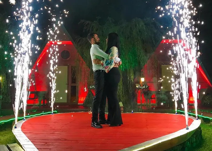 Hotel Nirvana Dream Garden