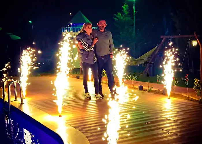 Hotel Nirvana Dream Garden